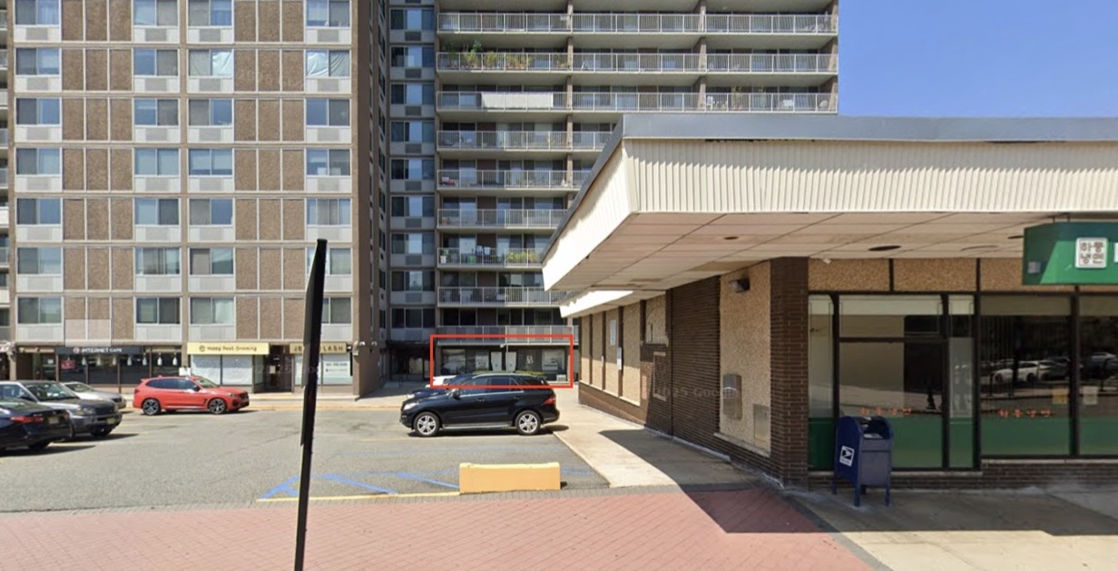 Street view of the Core Flow Movement Studio building entrance area